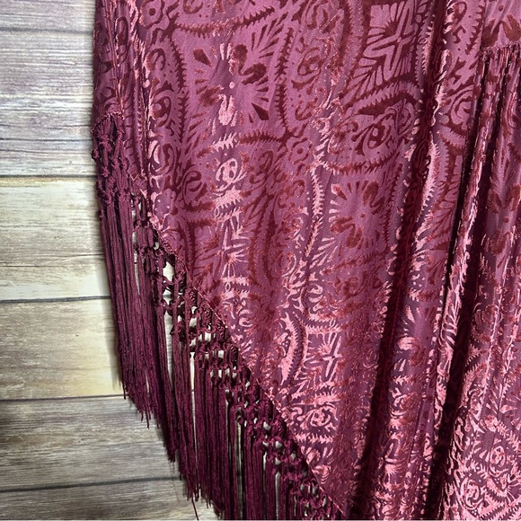 Unique Vintage Burgundy Fringe Flitter Sleeve Burnout Caftan XS NWT - Picture 5 of 7